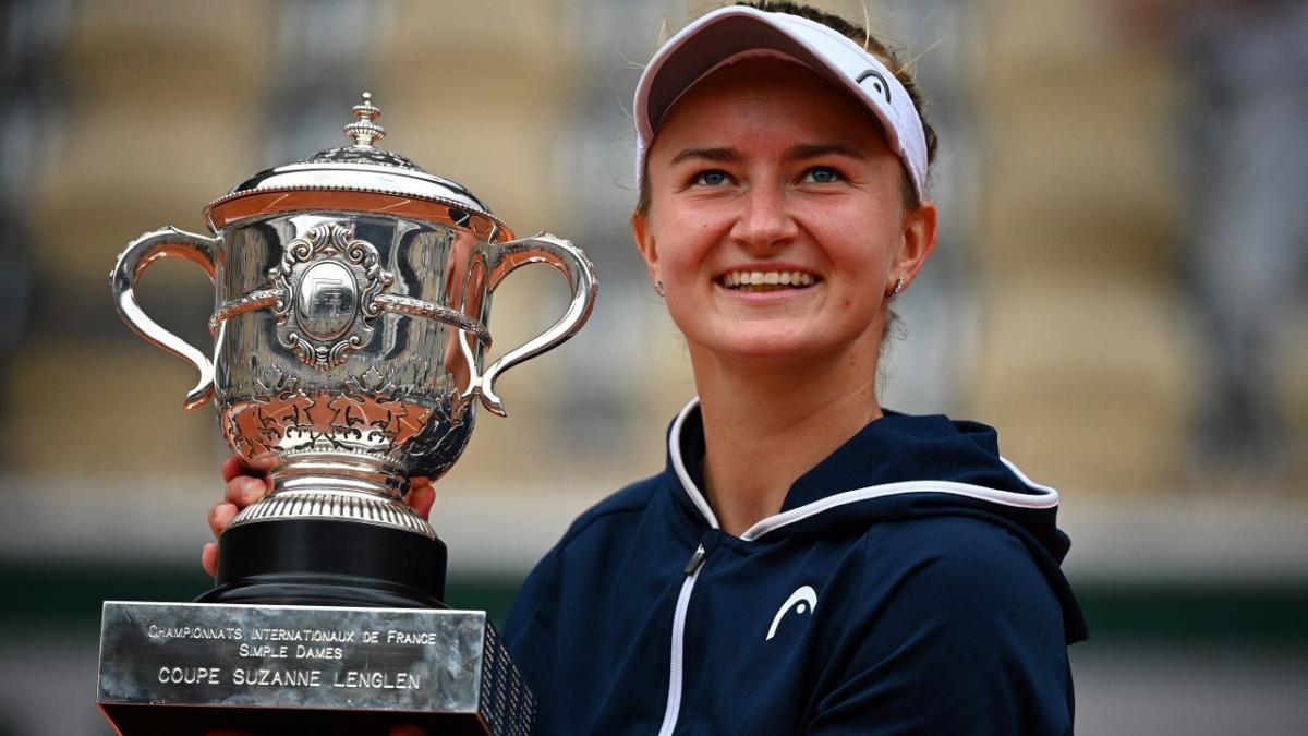 The 2021 champion Barbora Krejcikova